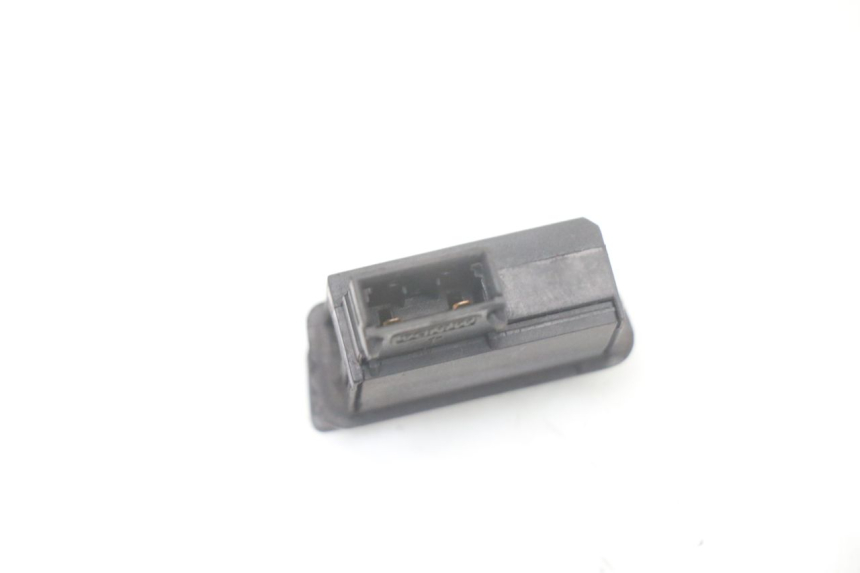 photo de CONMUTADOR DE CLAXON HONDA SCV LEAD 100 (2003 - 2007) - Primer plano técnico