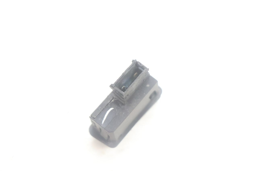 photo de CONMUTADOR DE CLAXON HONDA SCV LEAD 100 (2003 - 2007) - Otra perspectiva