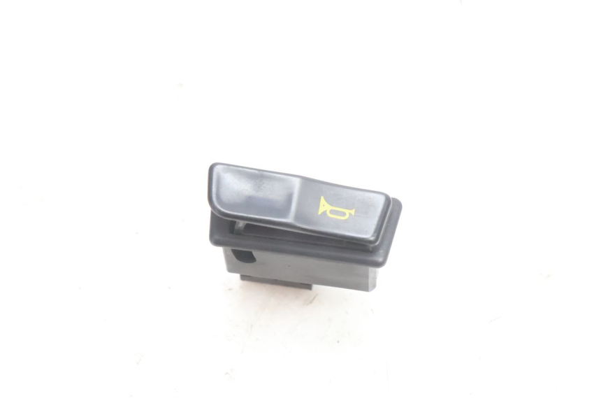photo de CONMUTADOR CLAXON HONDA SH 125 (2001 - 2003) - Detalle de la pieza