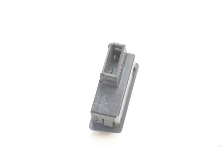 photo de CONMUTADOR CLAXON HONDA SH 125 (2001 - 2003) - Otra perspectiva