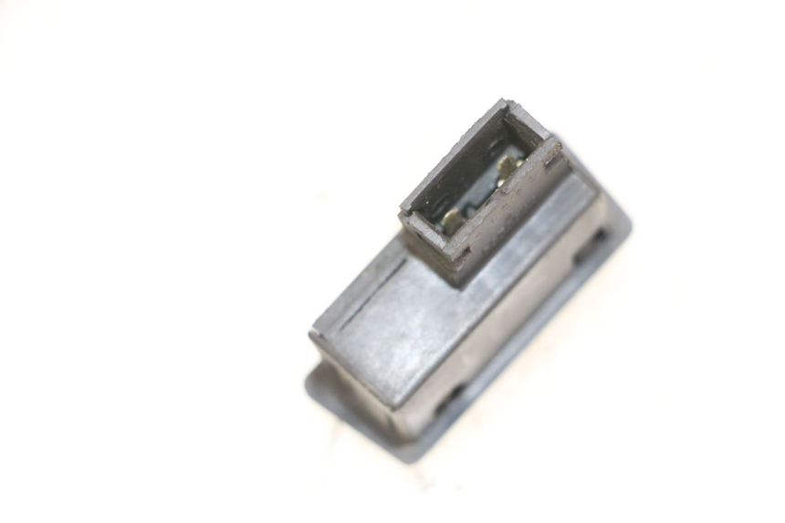 photo de CONMUTADOR DE CLAXON SYM ORBIT 2 4T 50 (2008 - 2017) - Zoom estado de uso