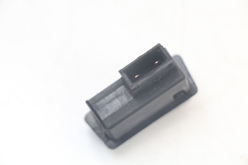 photo de CONMUTADOR DE CLAXON YAMAHA XMAX X-MAX 125 (2006 - 2009) - Otra perspectiva