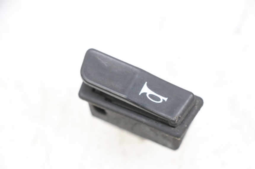 photo de CONMUTADOR DE CLAXON YAMAHA XMAX X-MAX 125 (2006 - 2009) - Vista principal