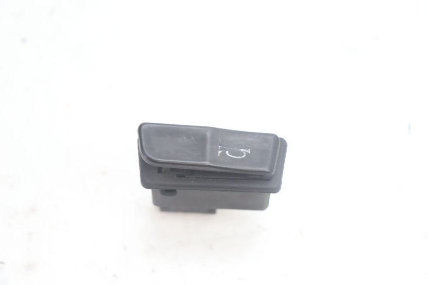 photo de CONMUTADOR DE CLAXON YAMAHA XMAX X-MAX 125 (2006 - 2009) - Vista principal
