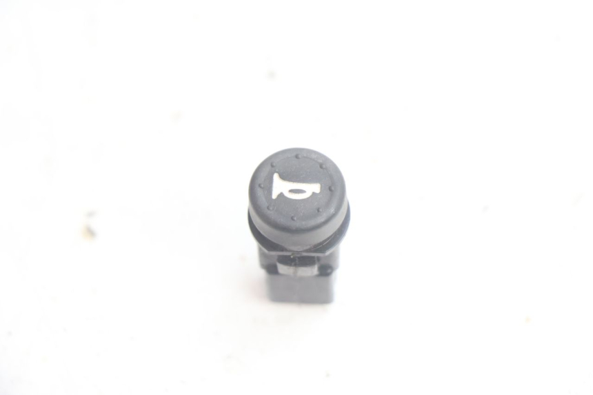 photo de CONMUTADOR CLAXON PIAGGIO ZIP IGET 4T 50 (2021 - 2023) - Vista principal