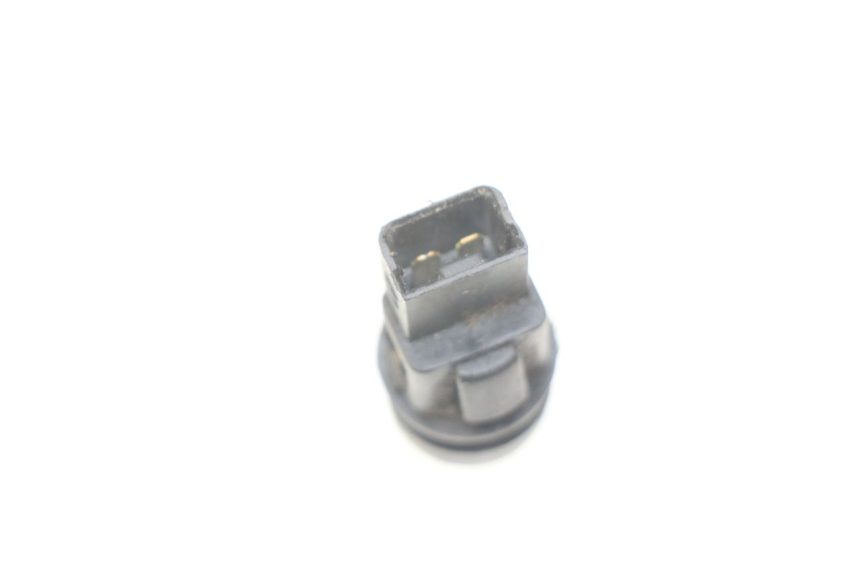 photo de COMMODO PIAGGIO LIBERTY IGET 4T 50 (2015 - 2020) - Otra perspectiva