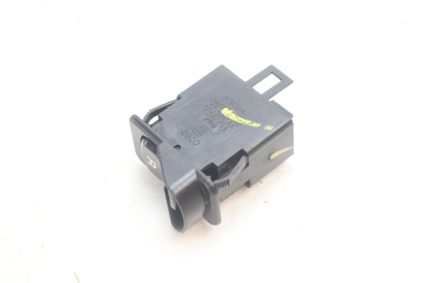 photo de MANDO MARCHA ADELANTE-ATRÁS PIAGGIO MP3 HPE 530 (2022 - 2026) - Primer plano técnico