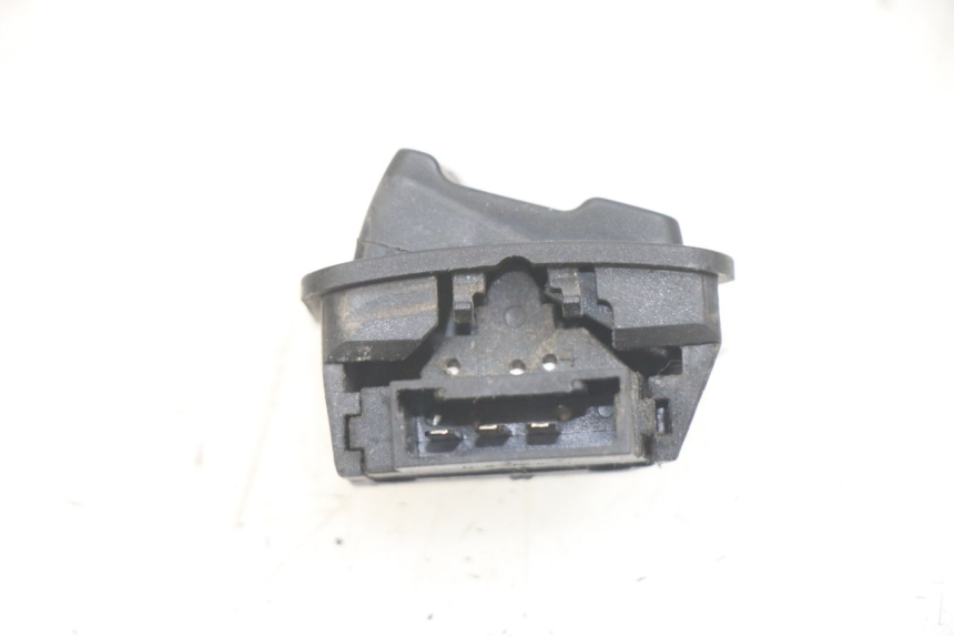 photo de INTERRUPTOR DE LUCES Y SEñALES. PIAGGIO MEDLEY 125 (2016 - 2023) - Vista general del producto