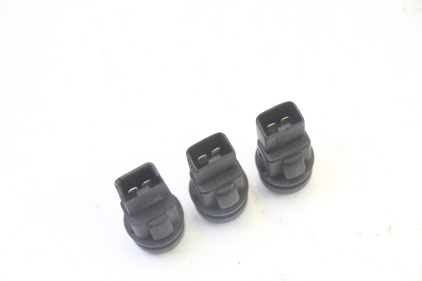 photo de CONMUTADOR PIAGGIO MP3 500 (2011 - 2015) - Zoom estado de uso