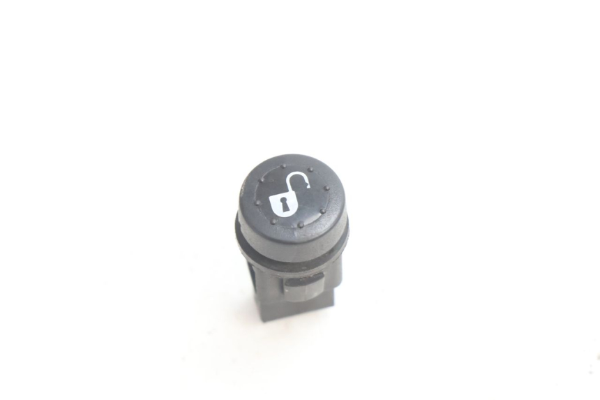 photo de MANDO APERTURA ASIENTO PIAGGIO LIBERTY IGET 4T 50 (2021 - 2025) - Vista principal