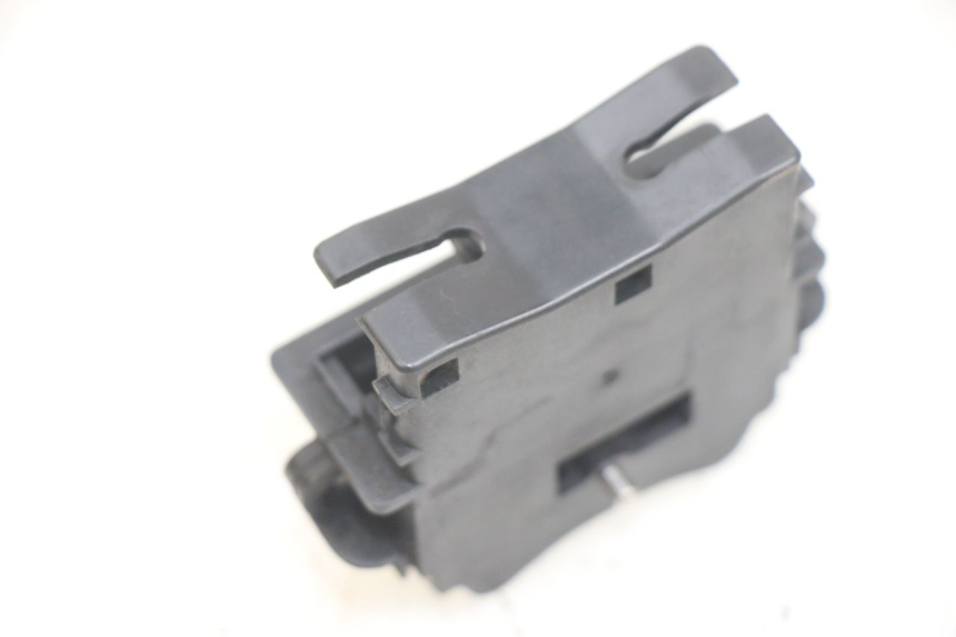 photo de COMMODO HONDA PCX (JF47) 125 (2012 - 2013) - Zoom estado de uso