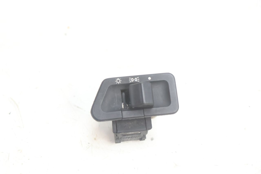 photo de CONMUTADOR LUCES TGB CITY RS 50 (2011 - 2016) - Vista principal