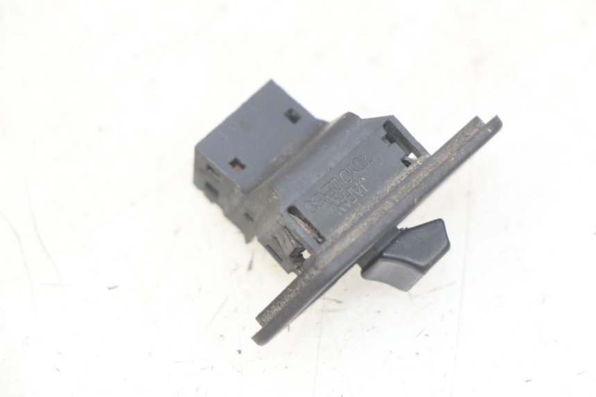 photo de INTERRUPTOR DE LUZ DE FARO. HONDA FES PANTHEON 2T 125 (1998 - 2002) - Detalle de la pieza