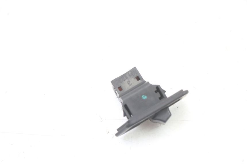 photo de INTERRUPTOR DE LUZ DE FARO. SYM FIDDLE 2 50 (2008 - 2013) - Detalle de la pieza