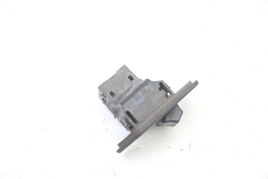 photo de CONMUTADOR LUCES SYM FIDDLE 2 S 125 (2012 - 2014) - Zoom estado de uso