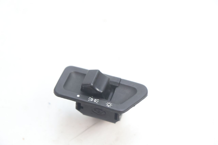 photo de CONMUTADOR LUCES KYMCO MOVIE S 125 (2009 - 2018) - Detalle de la pieza