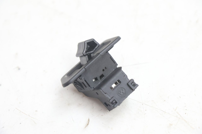 photo de CONMUTADOR LUCES IMF INDUSTRIE NEW PACH 2T 50 (2014 - 2020) - Zoom estado de uso