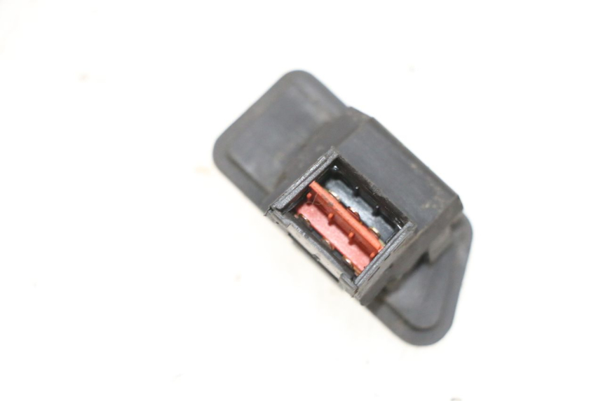 photo de INTERRUPTOR DE LUZ DE FARO. SYM ORBIT 2 4T 50 (2008 - 2017) - Detalle de la pieza
