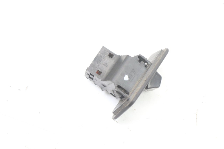 photo de INTERRUPTOR DE LUZ DE FARO. SYM ORBIT 2 4T 50 (2008 - 2017) - Detalle de la pieza