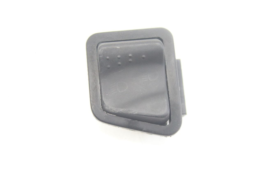 photo de INTERRUPTOR DE LUZ PIAGGIO ZIP 2T 50 (2009 - 2019) - Vista principal