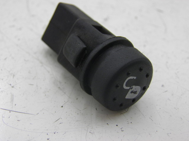 photo de CONMUTADOR PIAGGIO BEVERLY 125 (1998 - 2005) - Vista principal