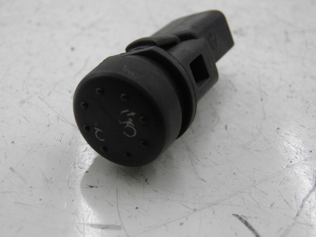 photo de CONMUTADOR PIAGGIO X8 125 (2004 - 2007) - Vista principal