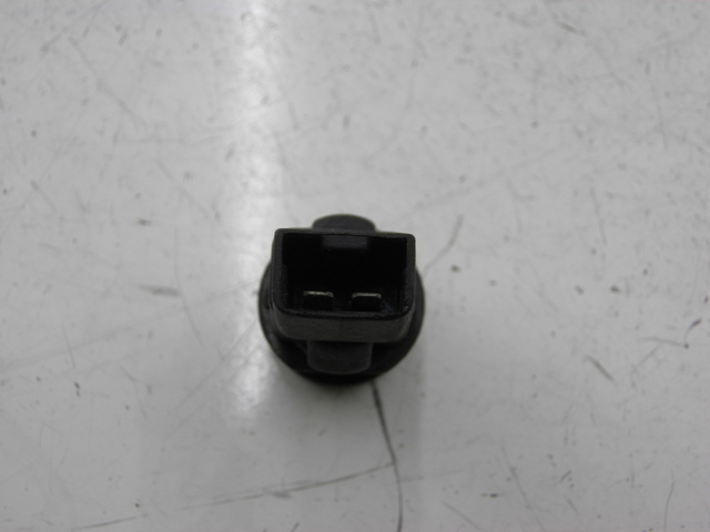 photo de CONMUTADOR PIAGGIO X8 125 (2004 - 2007) - Detalle de la pieza