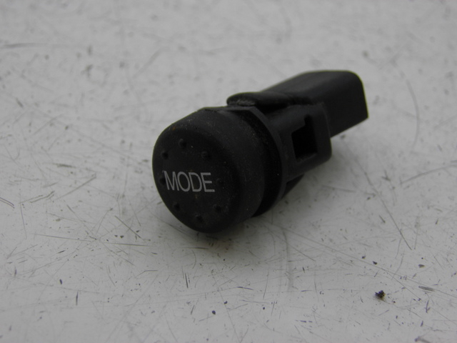 photo de CONMUTADOR PIAGGIO XEVO - X EVO 125 (2010 - 2015) - Detalle de la pieza