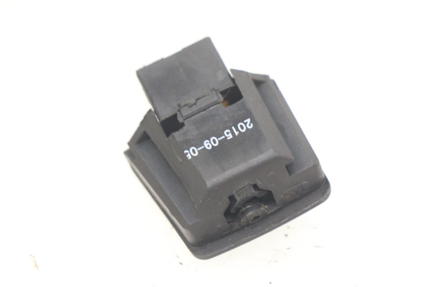 photo de INTERRUPTOR DE LUZ ALTA RIDE CLASSIC 2T 50 (2014 - 2022) - Zoom estado de uso