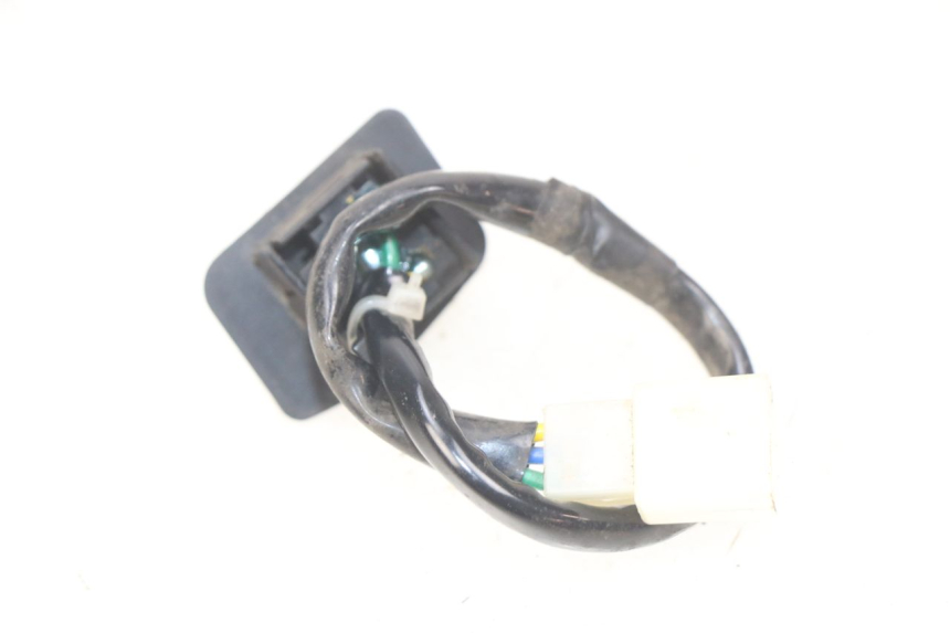 photo de INTERRUPTOR DE LUZ ALTA YAMAHA D'ELIGHT DELIGHT 115 (2013 - 2017) - Zoom estado de uso