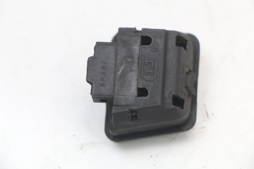 photo de CONMUTADOR LUCES SYM FIDDLE 3 III 50 (2014 - 2020) - Otra perspectiva