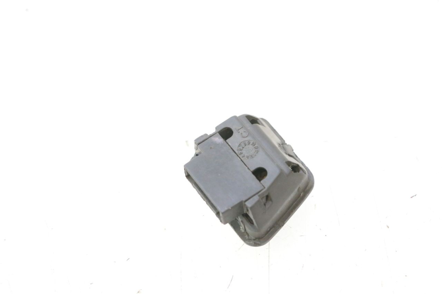photo de INTERRUPTOR DE LUZ ALTA PIAGGIO FLY 2T 50 (2004 - 2017) - Zoom estado de uso