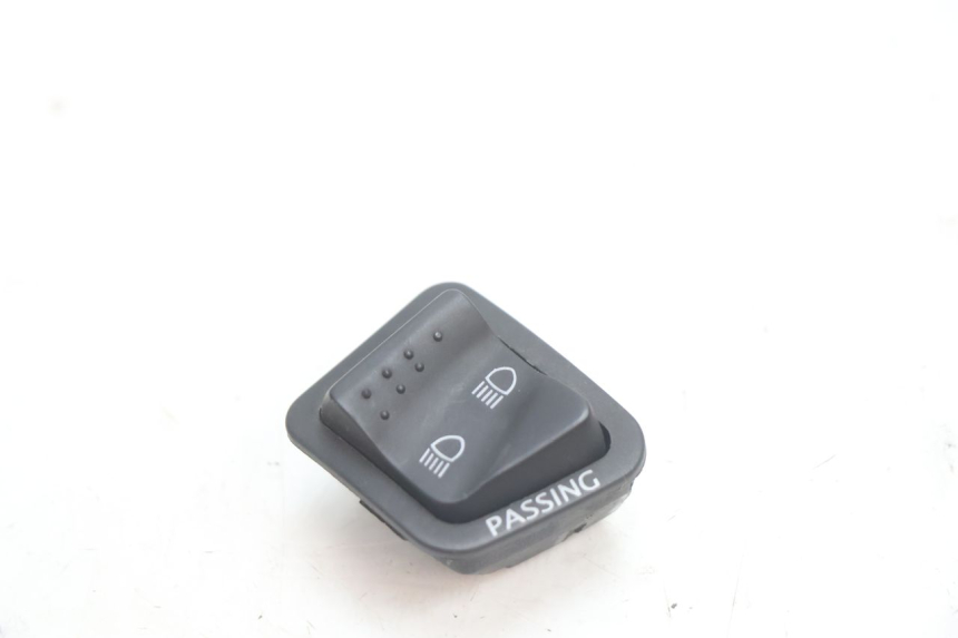 photo de CONMUTADOR LUCES PIAGGIO MP3 LT 300 (2010 - 2016) - Vista principal
