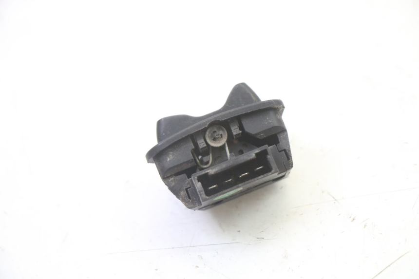 photo de INTERRUPTOR DE LUZ ALTA PIAGGIO MP3 RL 250 (2006 - 2010) - Zoom estado de uso