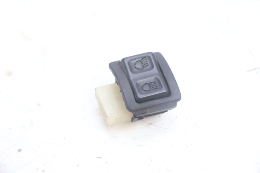 photo de CONMUTADOR LUCES YAMAHA NEO'S NEOS 2T 50 (1998 - 2007) - Detalle de la pieza
