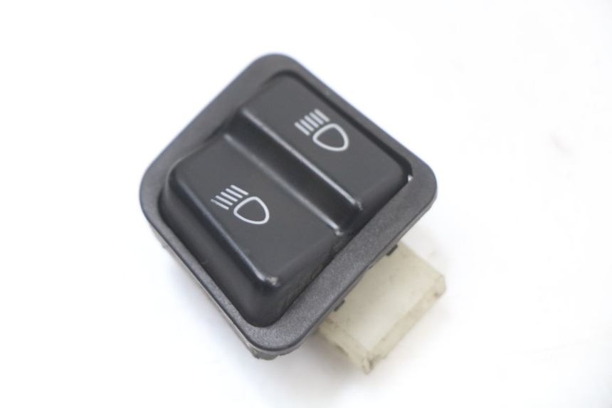 photo de INTERRUPTOR DE LUZ ALTA HONDA NHX LEAD 110 (2008 - 2010) - Vista principal