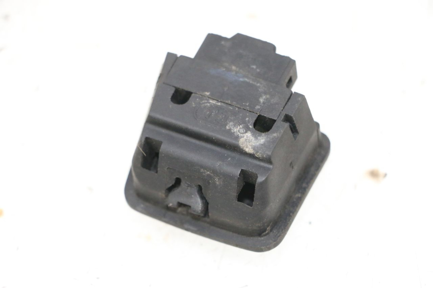photo de INTERRUPTOR DE LUZ ALTA SYM ORBIT 2 4T 50 (2008 - 2017) - Detalle de la pieza