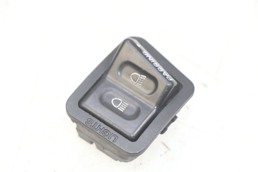 photo de CONMUTADOR LUCES SYM ORBIT III 3 4T 50 (2021 - 2025) - Vista principal