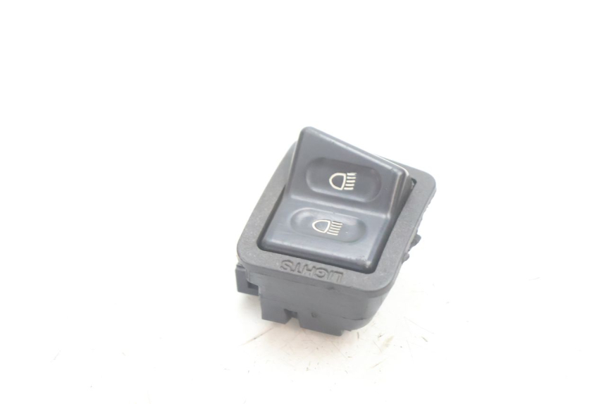photo de CONMUTADOR LUCES SYM ORBIT III 3 4T 50 (2021 - 2025) - Detalle de la pieza