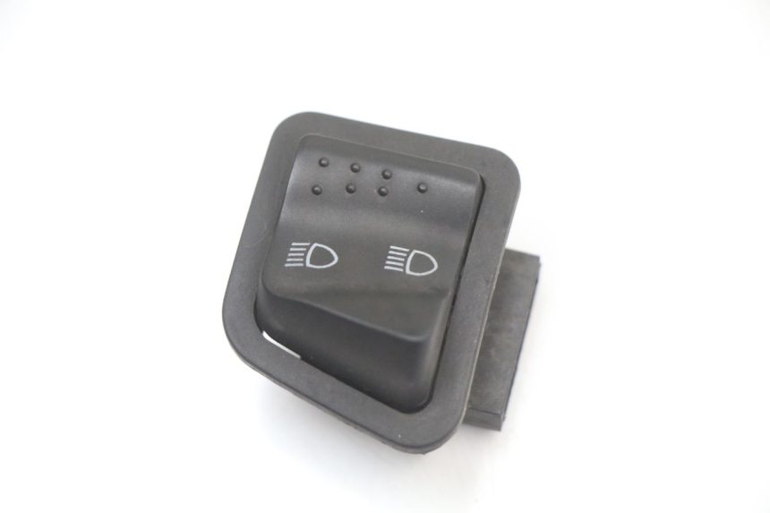 photo de INTERRUPTOR DE LUZ ALTA GILERA RUNNER SP 50 (2009 - 2017) - Vista principal