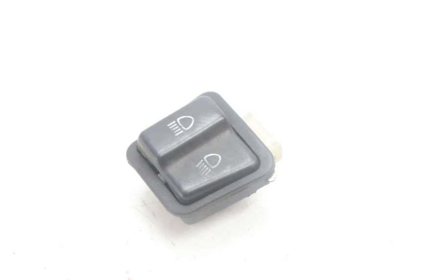 photo de INTERRUPTOR DE LUZ ALTA HONDA SCV LEAD 100 (2003 - 2007) - Detalle de la pieza