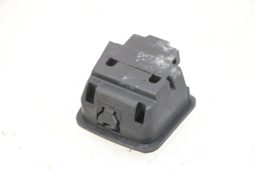 photo de INTERRUPTOR DE LUZ ALTA SYM ORBIT 2 4T 50 (2008 - 2017) - Detalle de la pieza