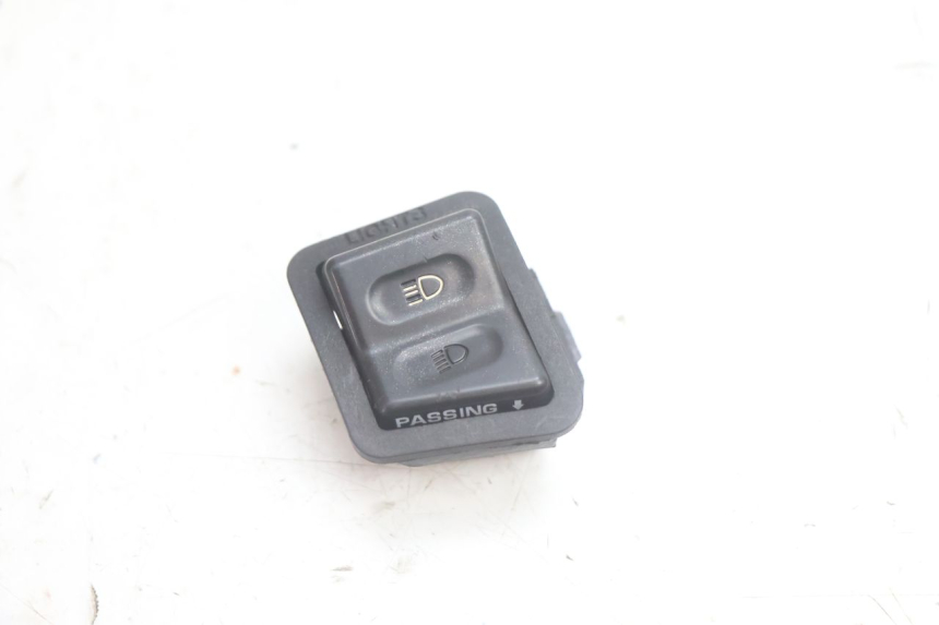 photo de INTERRUPTOR DE LUZ ALTA PEUGEOT TWEET 4T 50 (2018 - 2022) - Vista principal