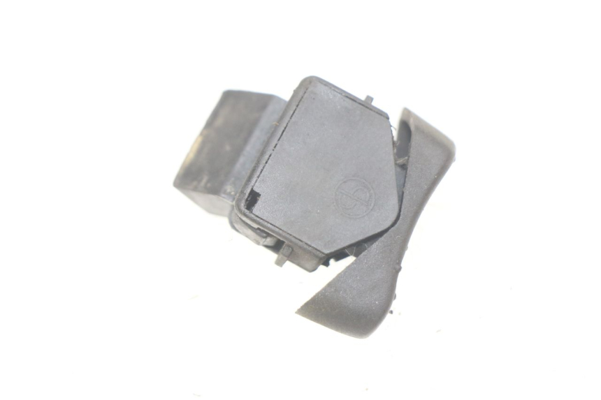 photo de INTERRUPTOR DE LUZ ALTA PIAGGIO VESPA LX 2T 50 (2005 - 2013) - Detalle de la pieza