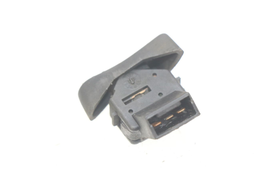 photo de INTERRUPTOR DE LUZ ALTA PIAGGIO VESPA LX 2T 50 (2005 - 2013) - Zoom estado de uso
