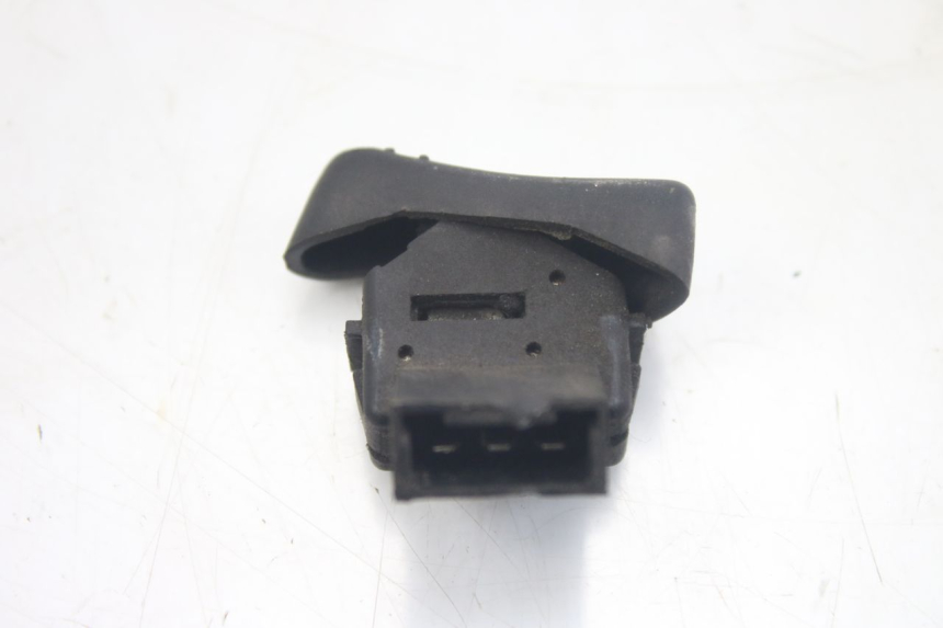photo de INTERRUPTOR DE LUZ ALTA PIAGGIO VESPA S 2T 50 (2007 - 2014) - Detalle de la pieza