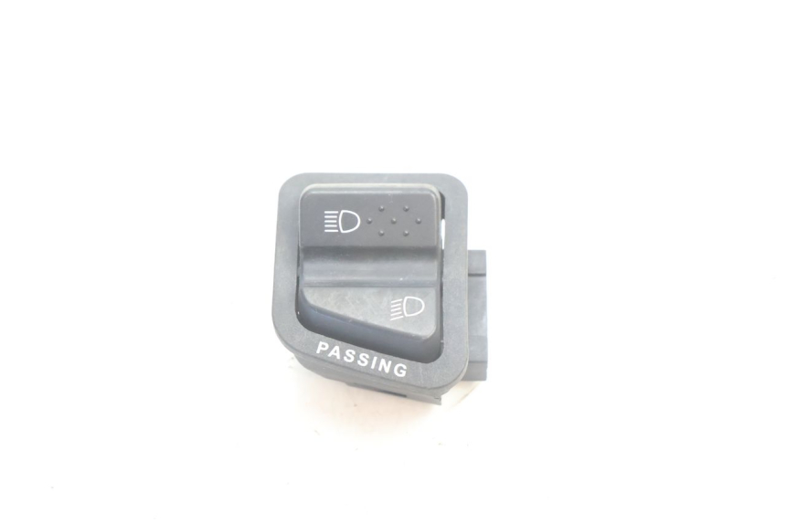 photo de CONMUTADOR LUCES PIAGGIO X9 AMALFI 180 (2000 - 2003) - Vista principal