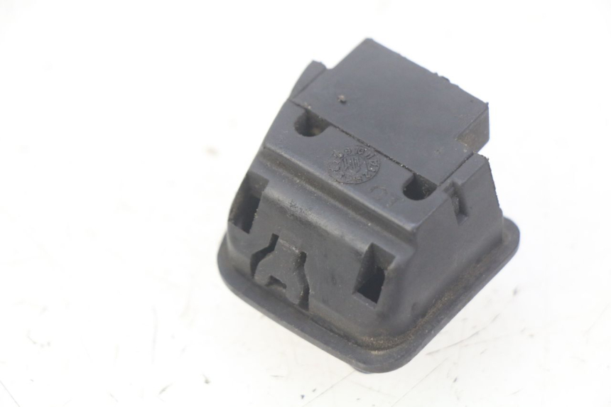 photo de INTERRUPTOR DE LUZ ALTA PIAGGIO ZIP 2T 50 (2009 - 2019) - Detalle de la pieza