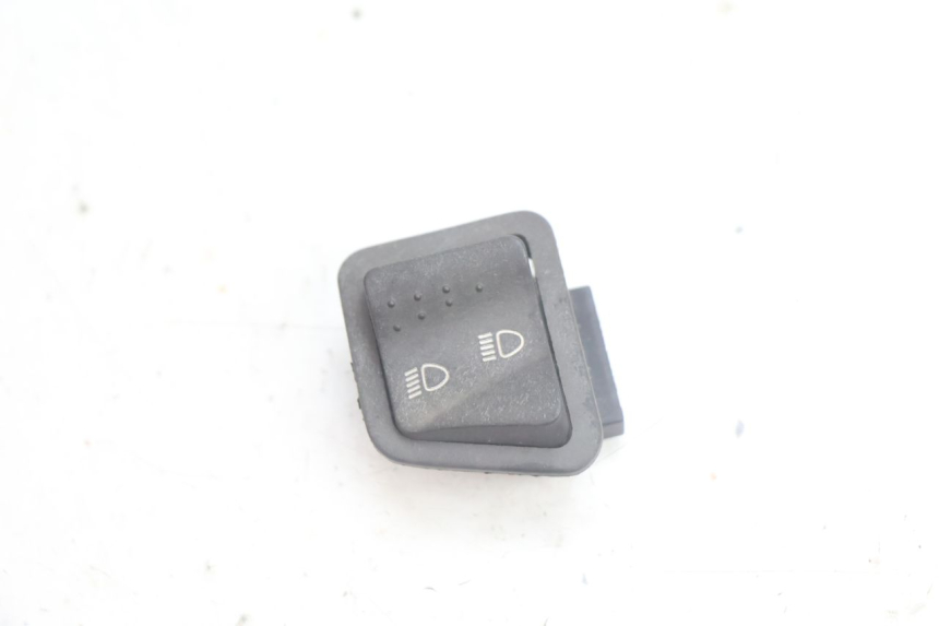 photo de CONMUTADOR LUCES PIAGGIO ZIP IGET 4T 50 (2021 - 2023) - Vista principal