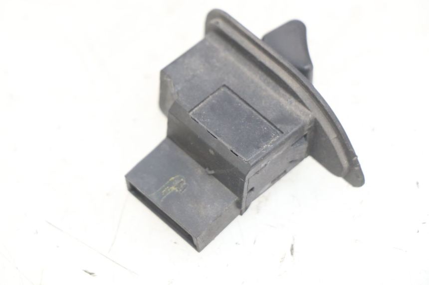 photo de INTERRUPTOR DE BLOQUEO DE RODILLO PIAGGIO MP3 LT 400 (2007 - 2012) - Detalle de la pieza
